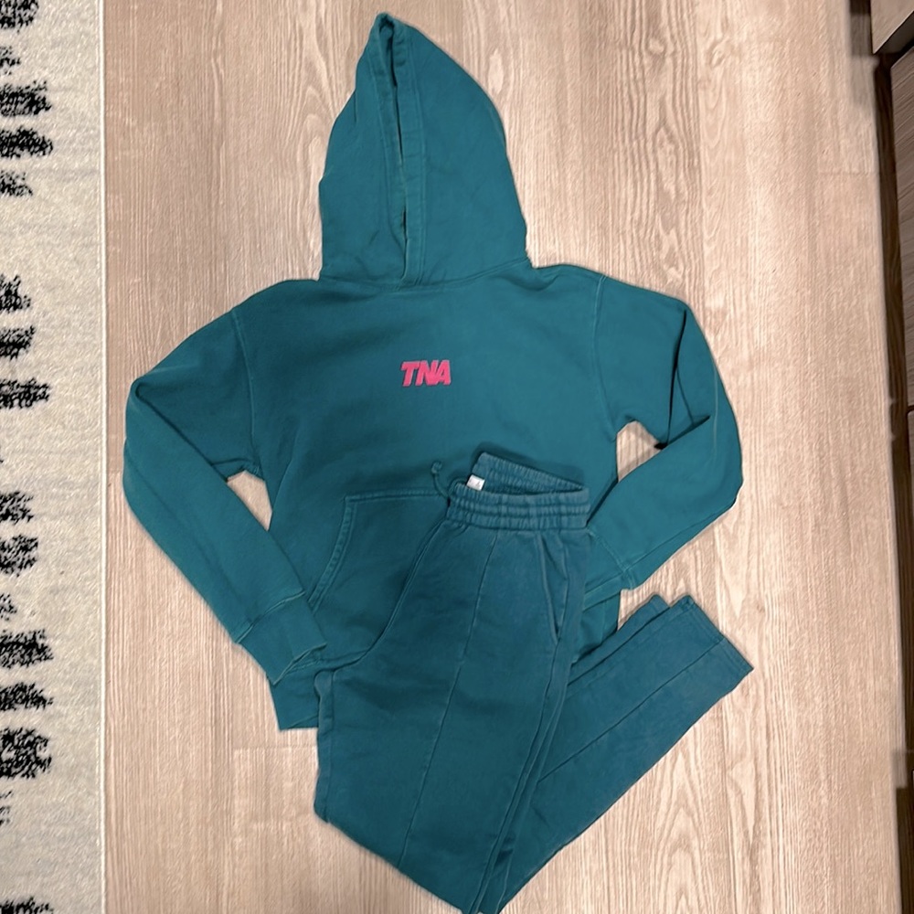 TNA Sweat Set